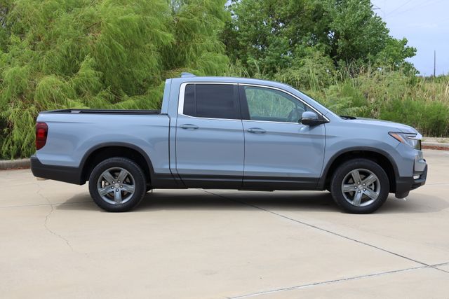 2023 Honda Ridgeline RTL Gray at Community Honda