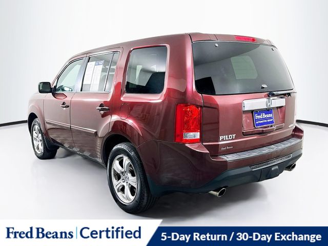 View vehicle photo 6