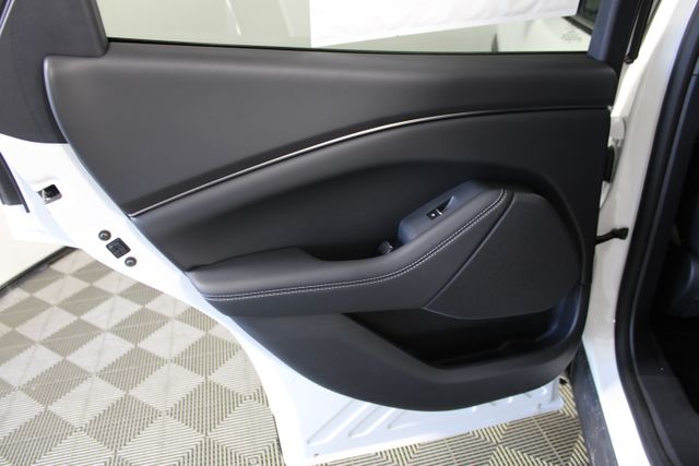 2025 Ford Mustang Mach-E Select photo
