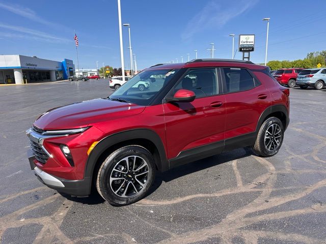 Red (Crimson Metallic) 2025 Chevrolet Trailblazer LT FWD SUV / Crossover Front-Wheel Drive Continuously Variable Transmission