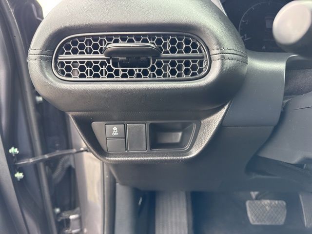 2025 Honda HR-V LX - Photo 30