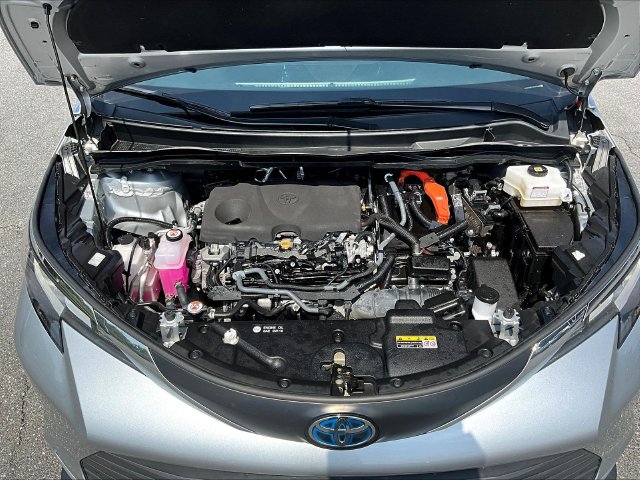 Used 2023 Toyota Sienna Van