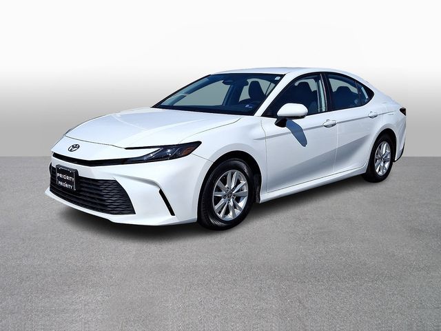2025 Toyota Camry LE FWD