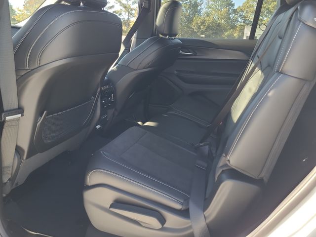 New 2025 White Jeep Altitude X image 9