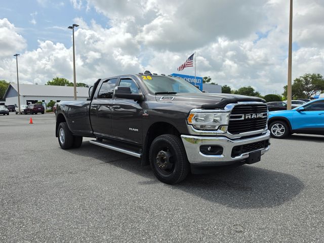 Gray (Granite Crystal Metallic Clearcoat) 2020 RAM 3500 Pickup Truck Four-Wheel Drive 6-Speed Automatic