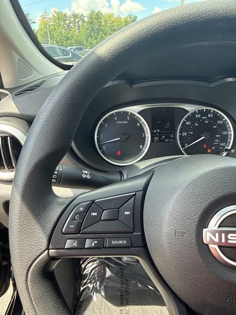 2025 Nissan Versa 1.6 S:B02591