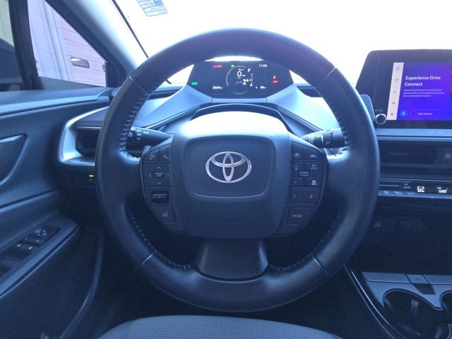 2024 Toyota Prius Limited:B01905