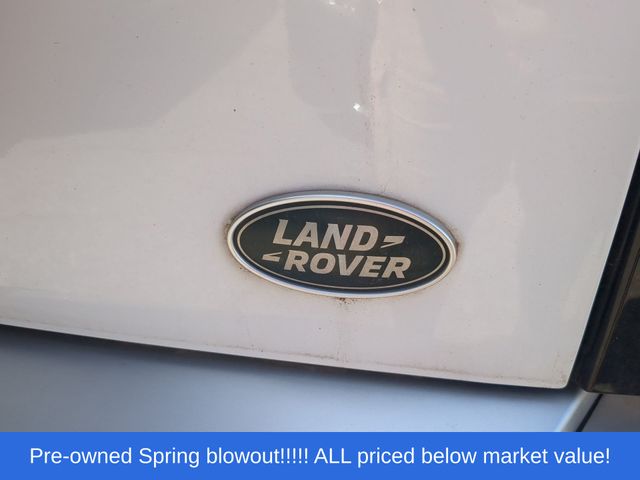 Used 2020 Fuji White Land Rover SE image 12