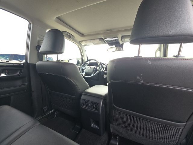 2024 Toyota 4Runner TRD Off-Road Premium:47342B