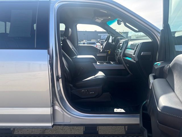 2017 Ingot Silver Ford Super Duty F-350 DRW Lariat 4X4 Truck