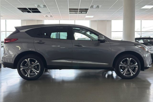 Certified Used 2025 Urban Gray Pearl Acura Technology Package image 3