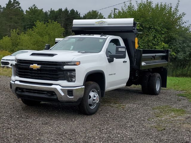 New 2026 Chevrolet Silverado 3500 - photo 2