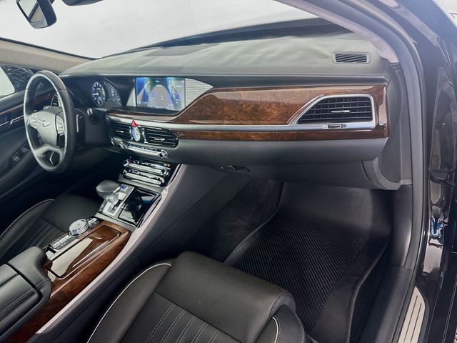 Thumbnail: 2019 Genesis G90 - 32