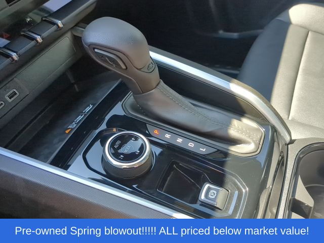 Used 2025 Summit White Chevrolet Trail Boss image 33