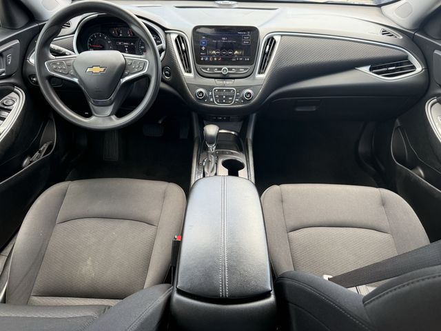 2024 Chevrolet Malibu LT - 11