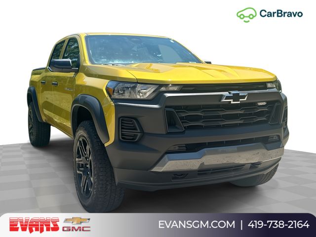2024 Chevrolet Colorado Amarillo (Nitro Yellow Metallic) Camioneta Todo terreno 8 velocidades Automática