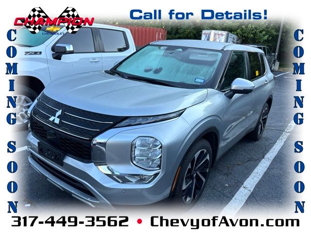 Silver 2024 Mitsubishi Outlander SUV / Crossover Front-Wheel Drive Continuously Variable Transmission