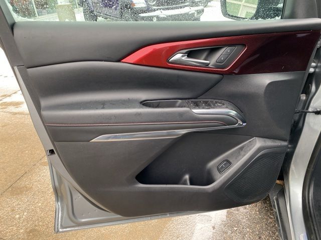 2024 Chevrolet Traverse Z71 - Sterling Gray Metallic exterior view 10