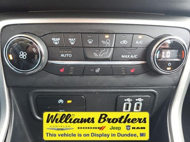 2020 Ford EcoSport Titanium - Blue Candy exterior view 20