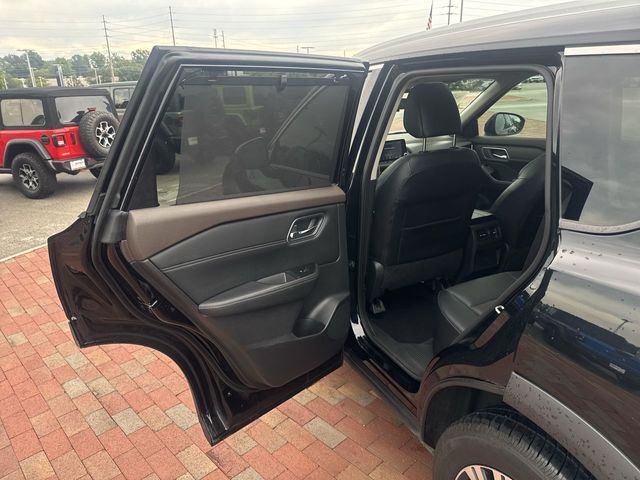 Used 2021 Nissan Rogue SUV