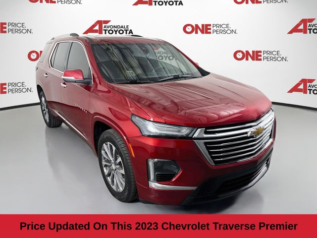 Radiant Red 2023 Chevrolet Traverse SUV / Crossover Front-Wheel Drive 9-Speed Automatic