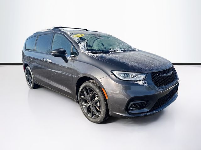 2022 Chrysler Pacifica Touring L AWD