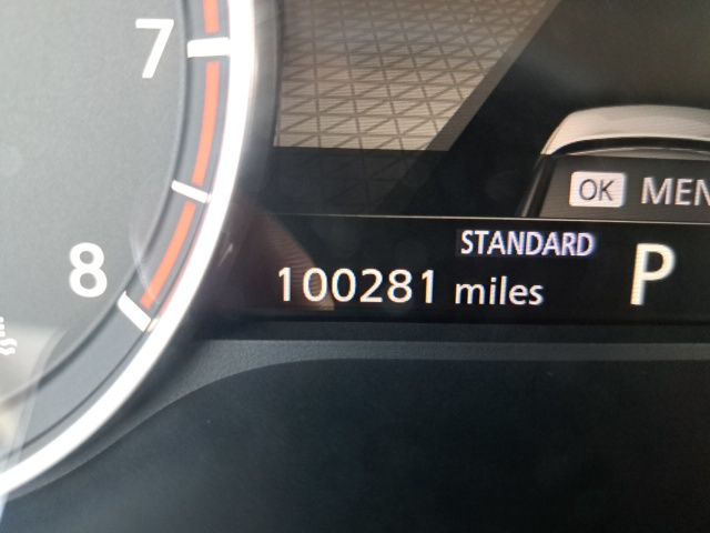 Used 2021 Blue Nissan SV image 19