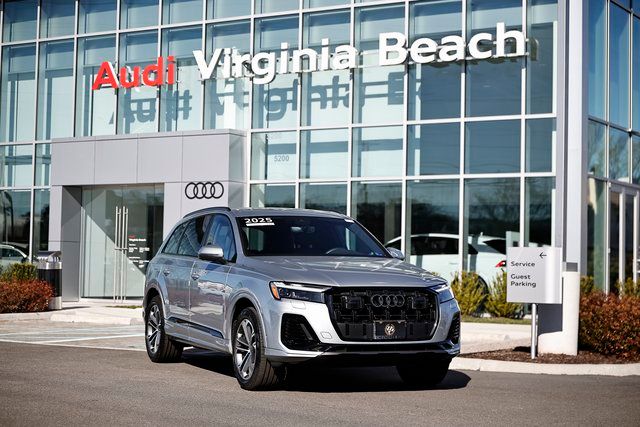 2025 Audi Q7 quattro Premium Plus 45 TFSI