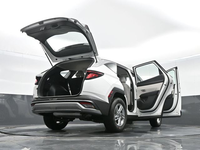 2025 Hyundai Tucson SE 42