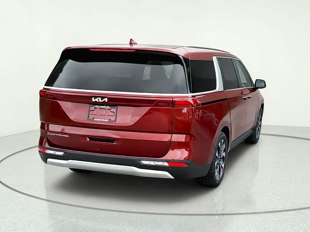 Used 2022 Kia Carnival Van