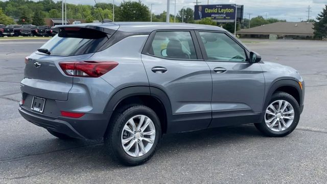 2022 Chevrolet TrailBlazer LS 8