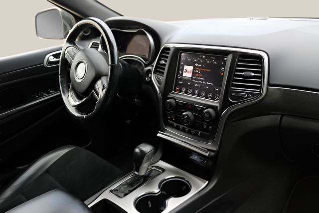 Used Car 2018 Jeep Grand Cherokee  Altitude For Sale Under $20,000 In Austin, Texas