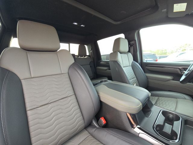 2025 Chevrolet Silverado 2500HD ZR2:C02477