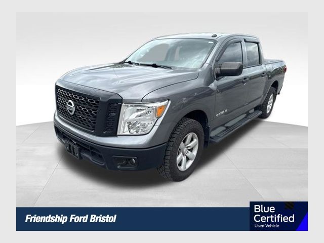 Gray (Gun Metallic) 2019 Nissan Titan Pickup Truck Four-Wheel Drive 7-Speed Automatic