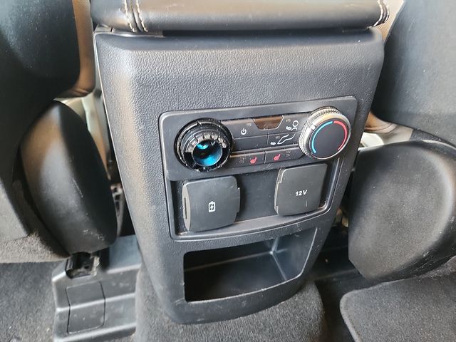 Used Car 2020 Ford Explorer  Xlt For Sale Under $25,000 In Plainview, Texas