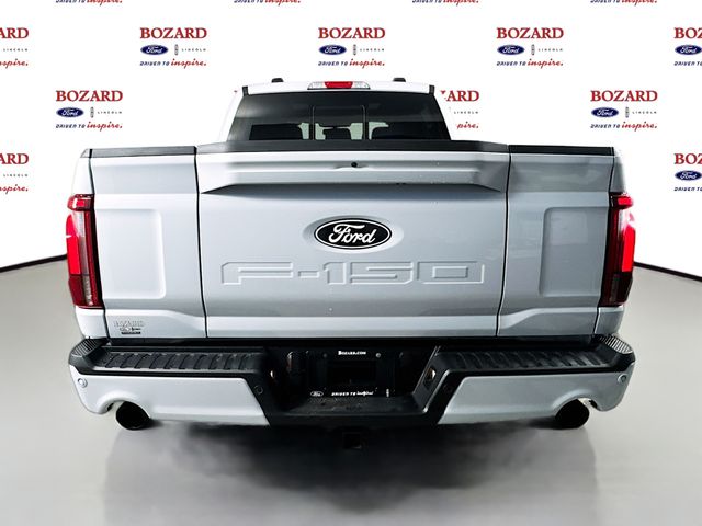 2025 White Metallic Ford F-150 Lariat 4X4 Truck