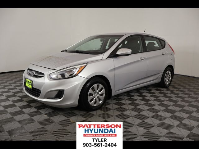 2016 Hyundai Accent SE 5-Door 6-Speed Automatic's photo