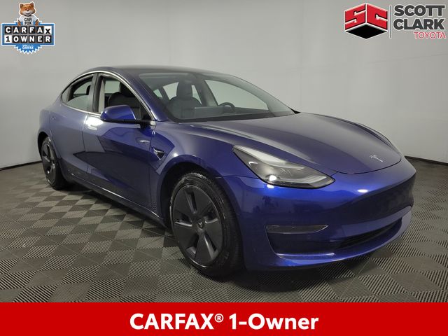 2021 Tesla Model 3 Standard Range Plus's photo