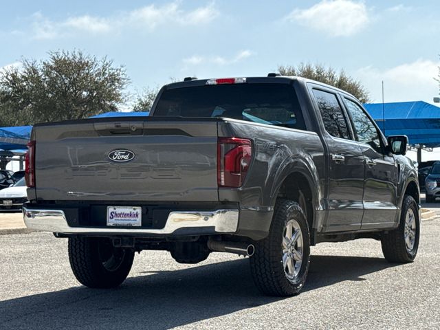 Used 2025 Gray Ford Lariat image 9