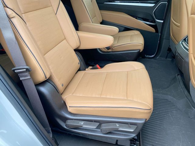 Used 2025 Cadillac Escalade For Sale in New Hudson, MI