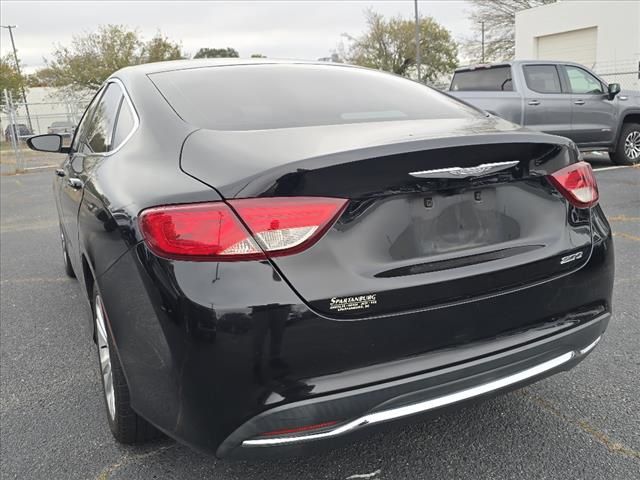 2016 Chrysler 200 Limited 7