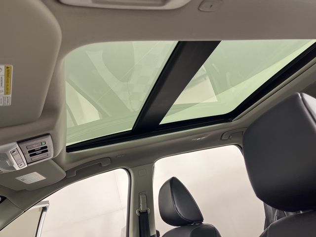 2023 Pearl White Tricoat Nissan Rogue SV FWD SUV