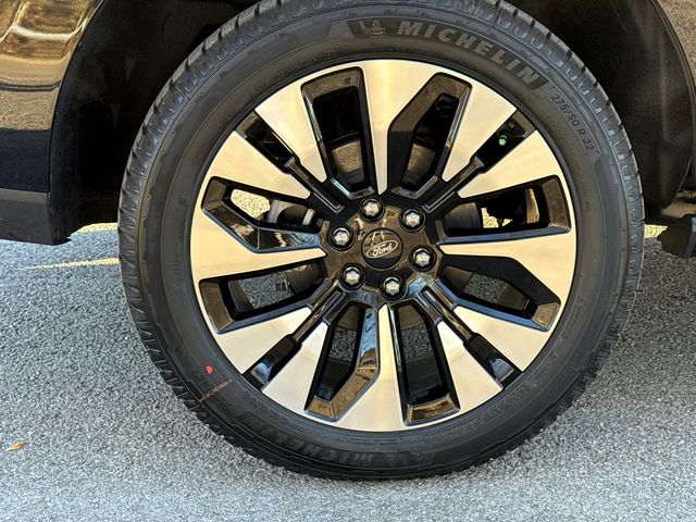 New 2026 Black Ford Platinum image 9