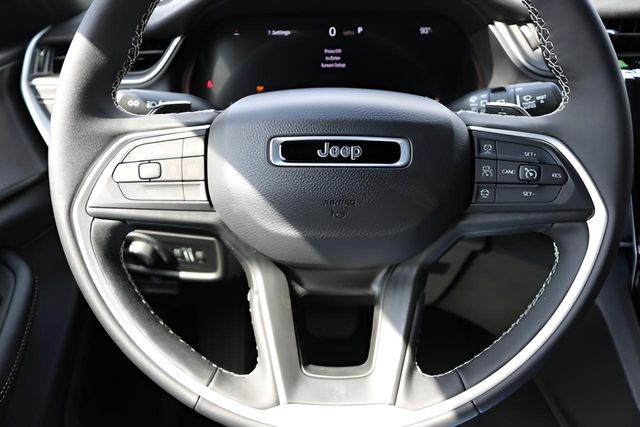 New Car 2025 Jeep Grand Cherokee  Laredo X For Sale Under $35,000 In Austin, Texas