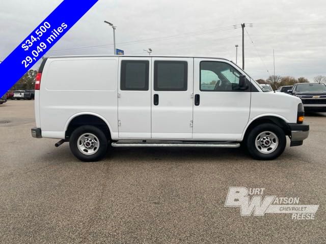 2022 GMC Savana 2500 Work Van 12