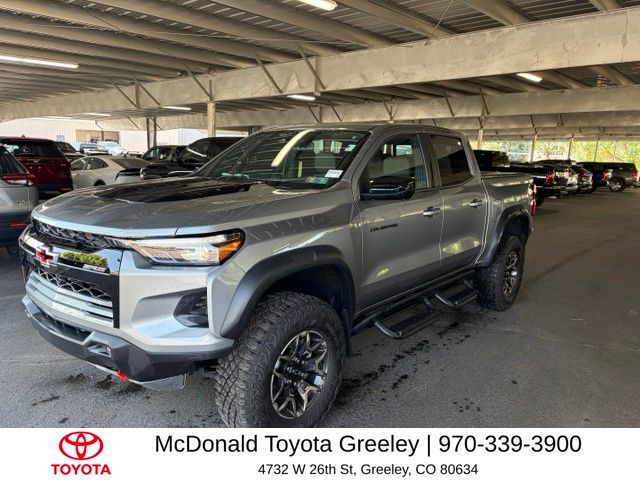 Sterling Gray Metallic 2023 Chevrolet Colorado Pickup Truck Four-Wheel Drive 8-Speed Automatic
