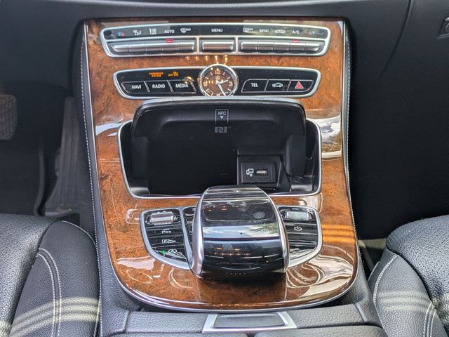 2019 Mercedes-Benz E 300 