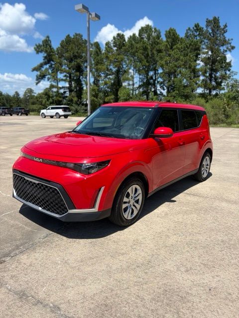 Inferno Red 2025 Kia Soul SUV / Crossover Front-Wheel Drive Continuously Variable Transmission