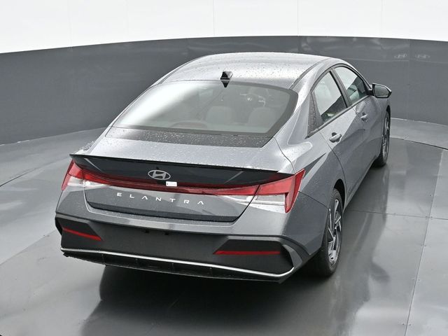 2025 Hyundai Elantra SEL 25