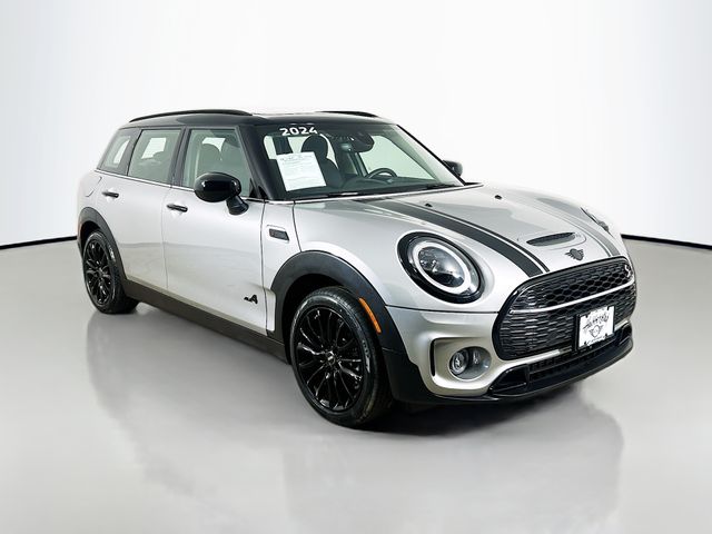 2024 MINI Cooper S Clubman Signature 3